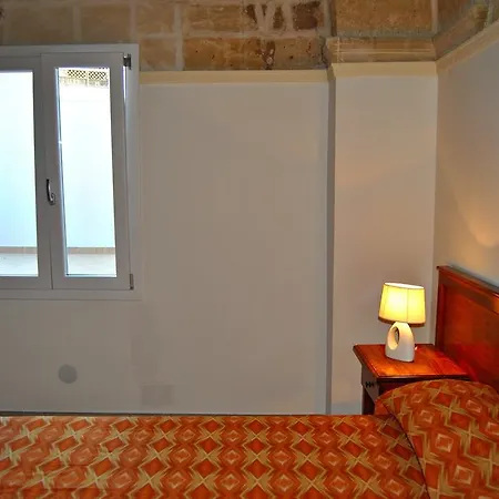 Palazzo Italia Guest house Leverano
